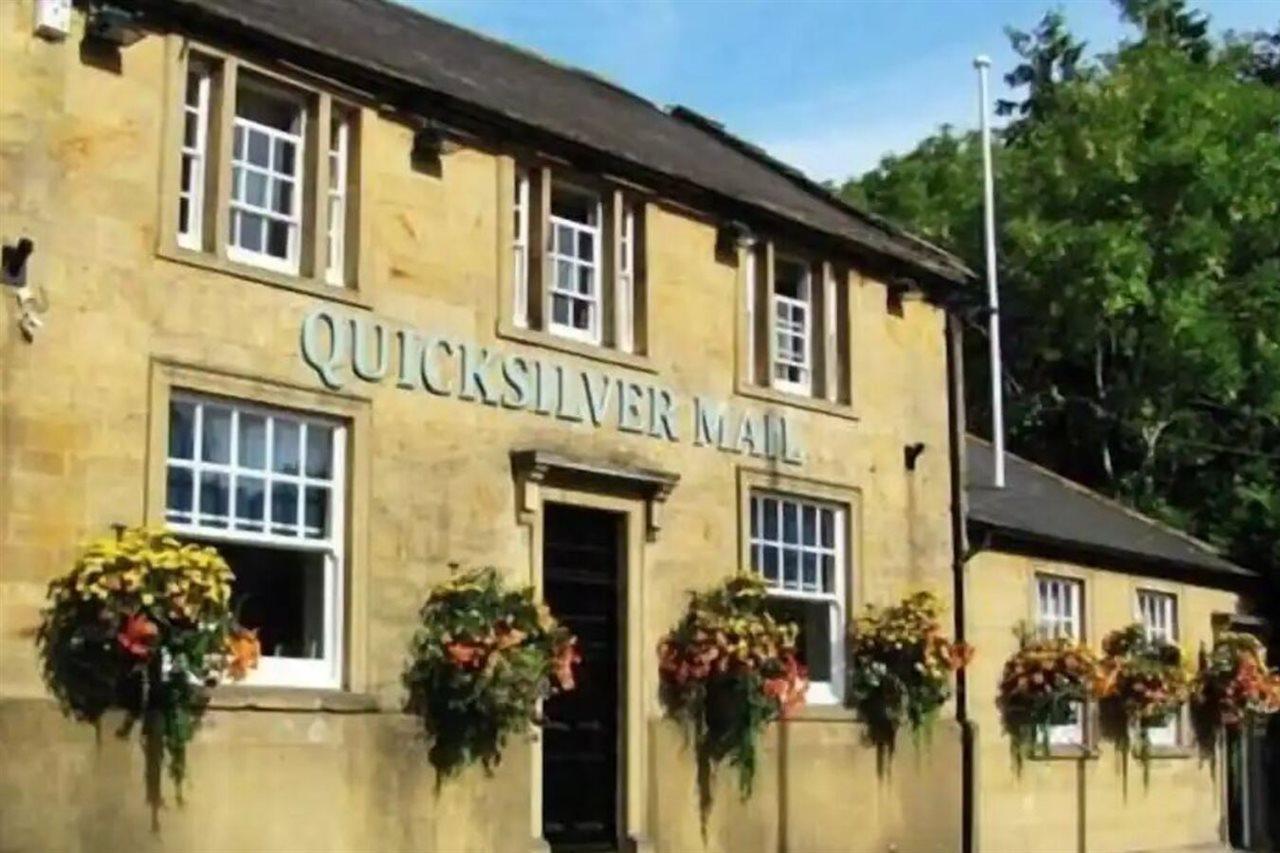 Quicksilver Mail Yeovil Esterno foto